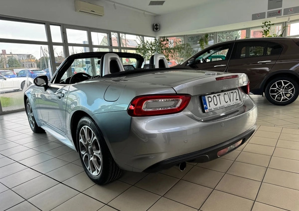 Fiat 124 Spider cena 78800 przebieg: 79800, rok produkcji 2019 z Lwówek małe 121